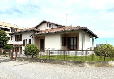 Villa in vendita a Trino - foto 2