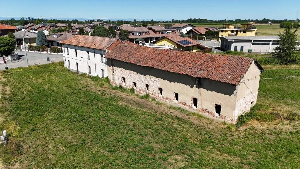 Rustico/Casale in vendita a Caresanablot - foto 2
