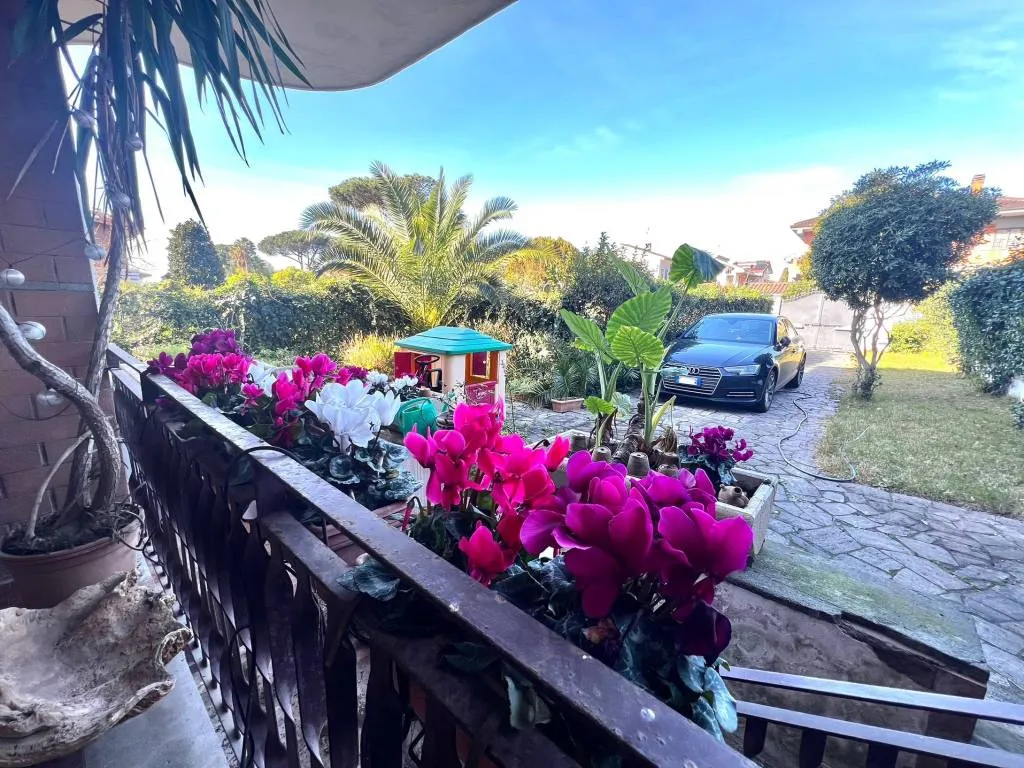 Villa in vendita a Roma, Axa, Casal Palocco, Infernetto - foto 3