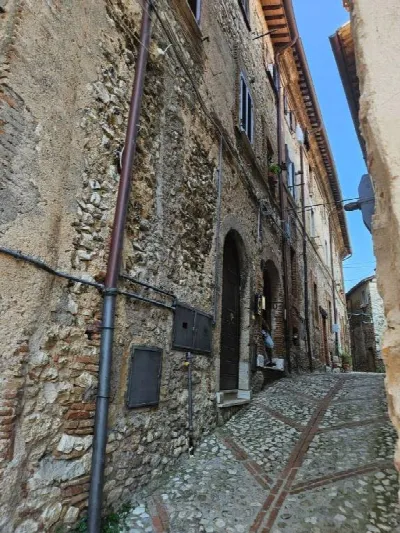 Appartamento in vendita a Contigliano - foto 2