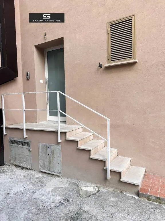 Palazzo/Stabile in vendita a Teramo - foto 4