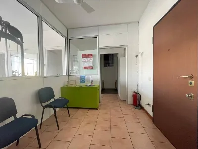 Ufficio in vendita a Vimercate - foto 1