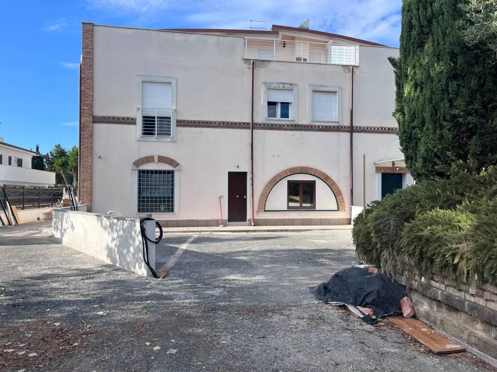 Appartamento in vendita a Roma, Lido Di Ostia, Ostia Antica, Castel Fusano - foto 3