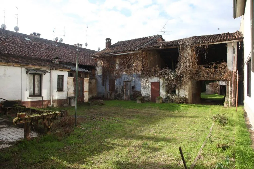 Rustico/Casale in vendita a Rosate - foto 3