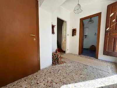 Casa Indipendente in vendita a Rive - foto 3