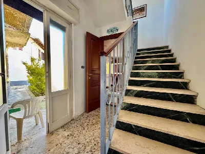 Casa Indipendente in vendita a Rive - foto 8