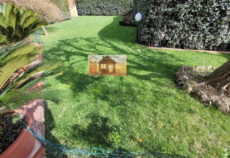 Villa in vendita a Campi Bisenzio - foto 1