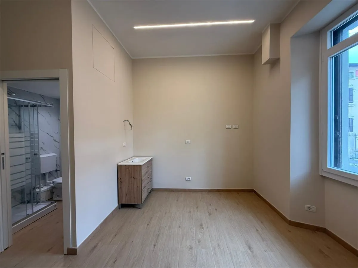 Ufficio in vendita a Lecco, Centro, Lungolago - foto 4