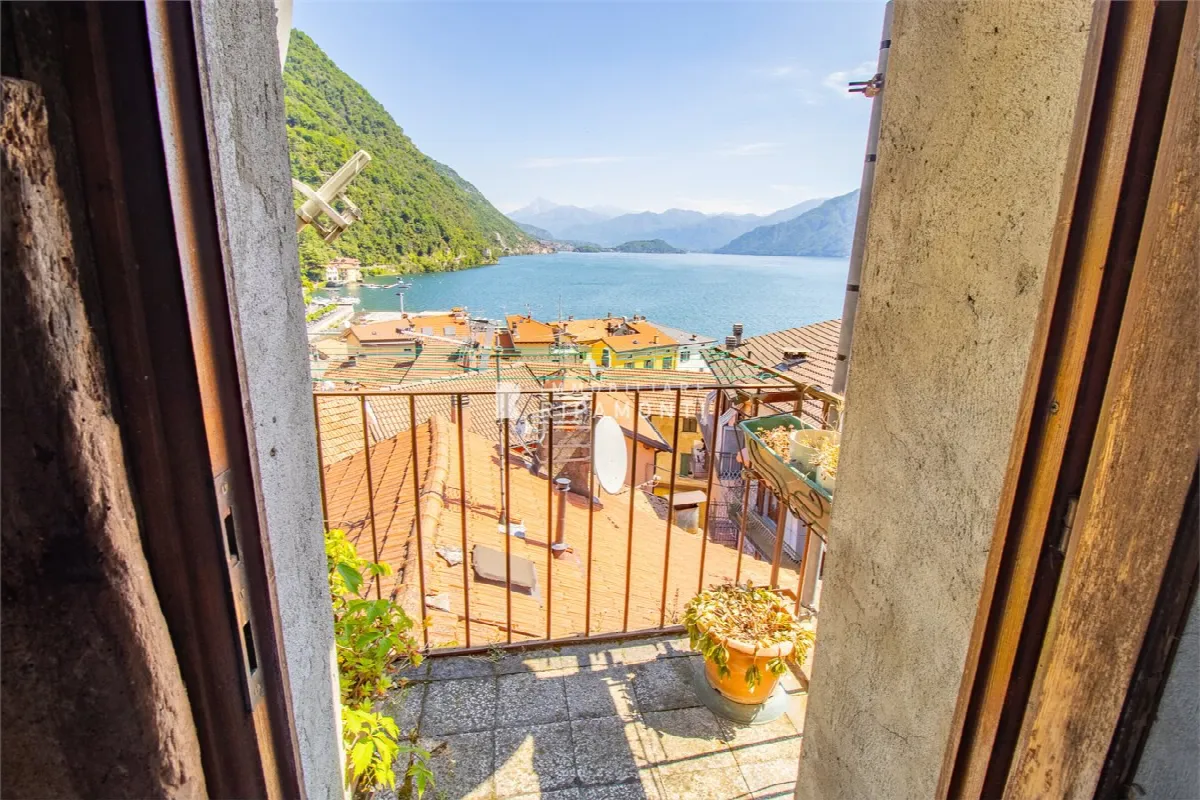 Casa Indipendente in vendita ad Argegno - foto 2