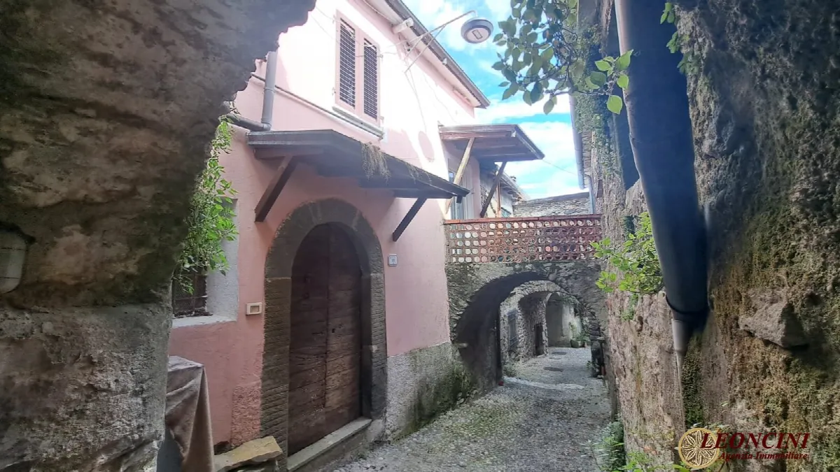 Rustico/Casale in vendita a Tresana - foto 3