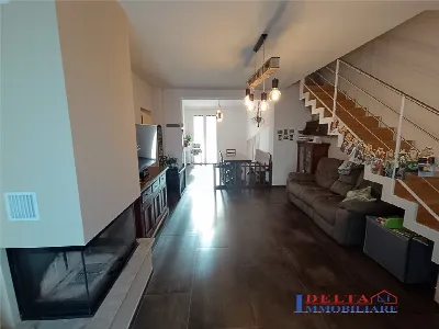 Casa Indipendente a Rosignano Marittimo