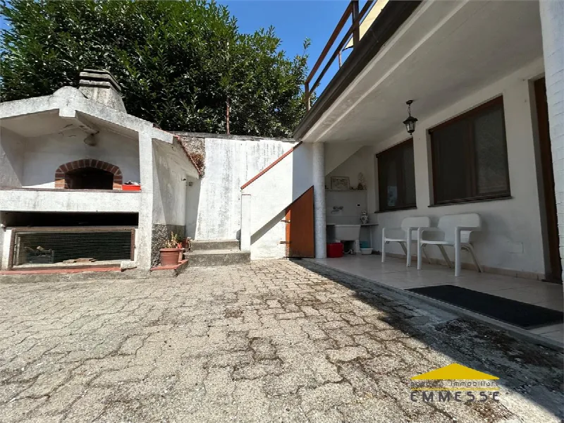 Casa Indipendente in vendita a Massa, Centro, Turano - foto 1
