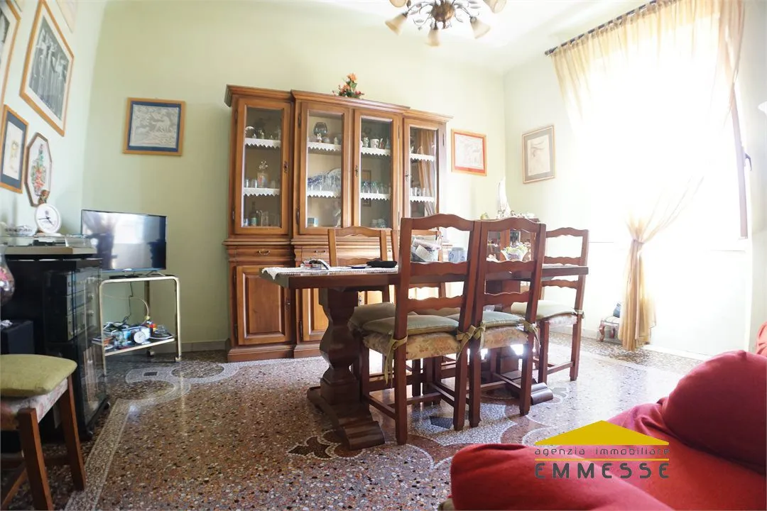 Appartamento in vendita a Carrara, Centro - foto 3