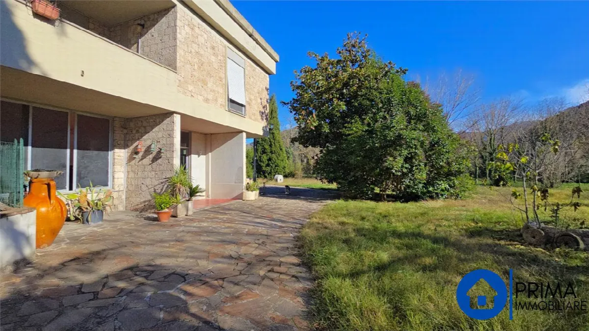 Casa Indipendente in vendita ad Arrone - foto 2