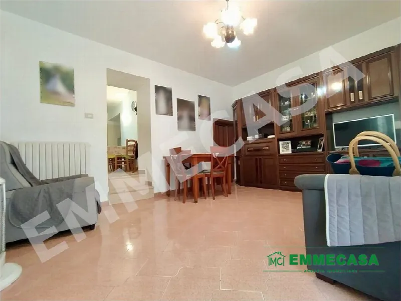 Villa in vendita a Valenzano - foto 1