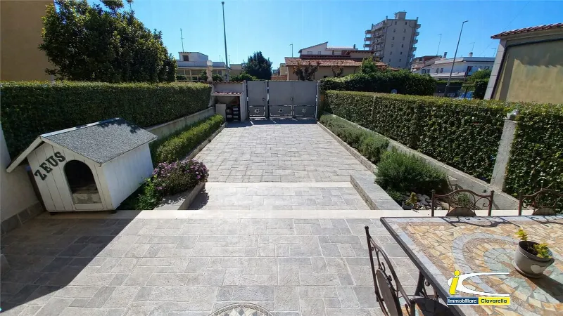 Villa in vendita a Ladispoli - foto 1