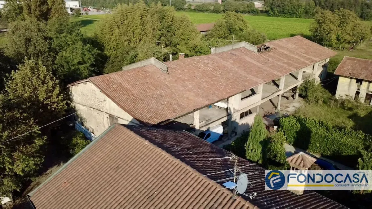 Rustico/Casale in vendita a Pontoglio - foto 2