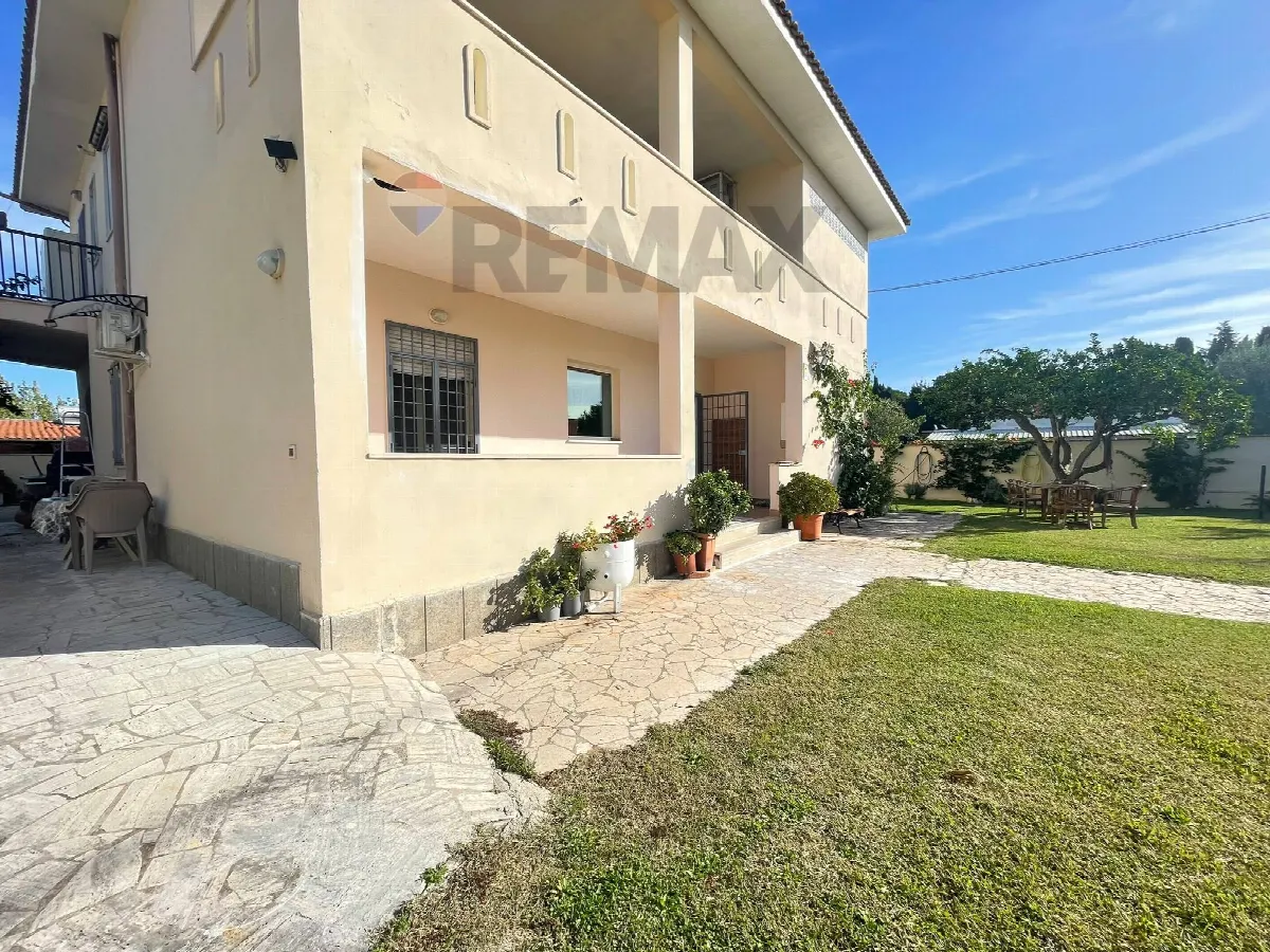 Casa Indipendente in vendita ad Anzio - foto 3
