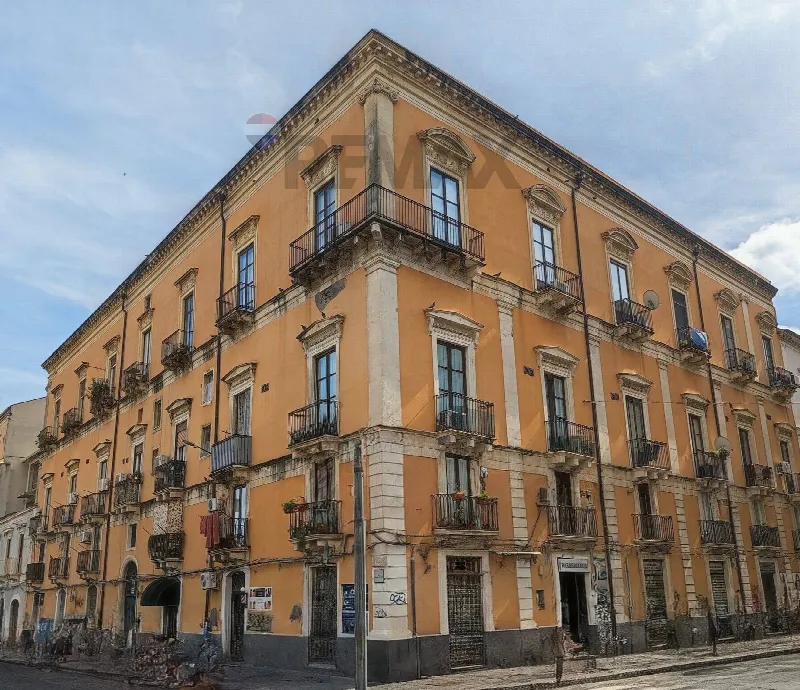 Appartamento in vendita a Catania, Centro Storico, Porto - foto 1