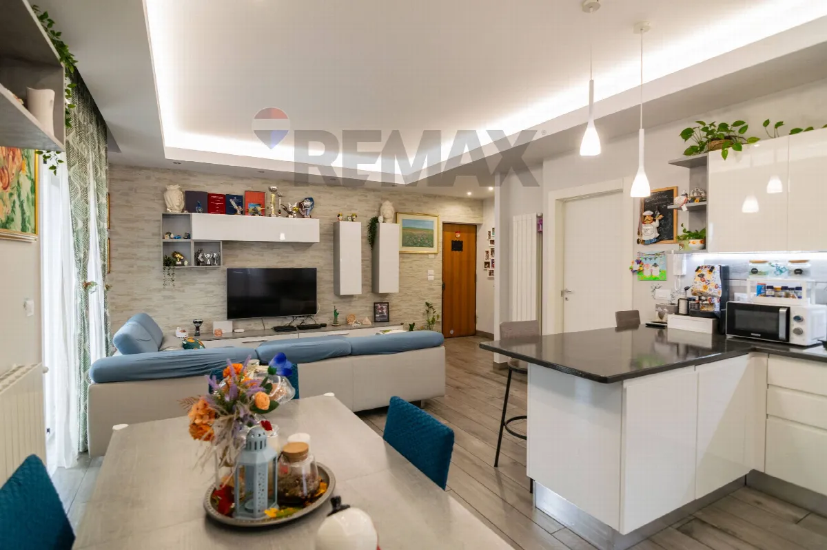 Appartamento in vendita ad Aci Catena - foto 3