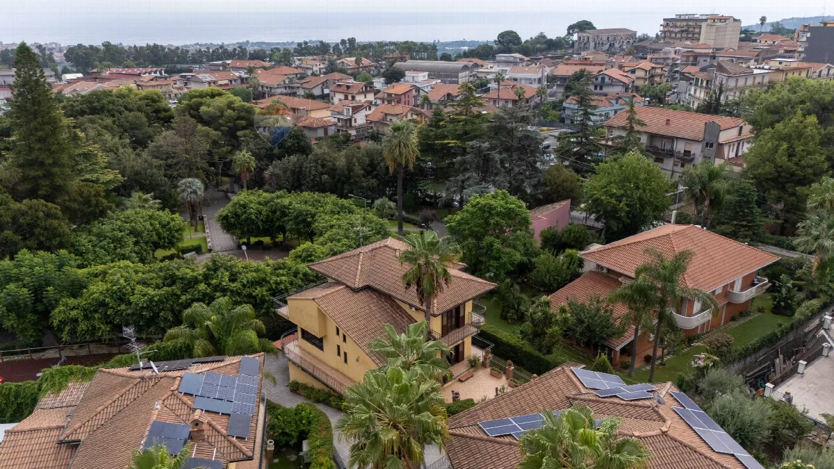 Villa in vendita ad Aci Sant'Antonio - foto 4