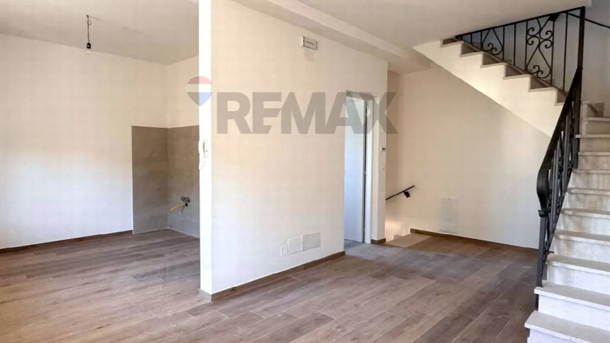Casa Indipendente in vendita a L'Aquila, Sant'elia, Bazzano, Bagno, Monticchio - foto 5