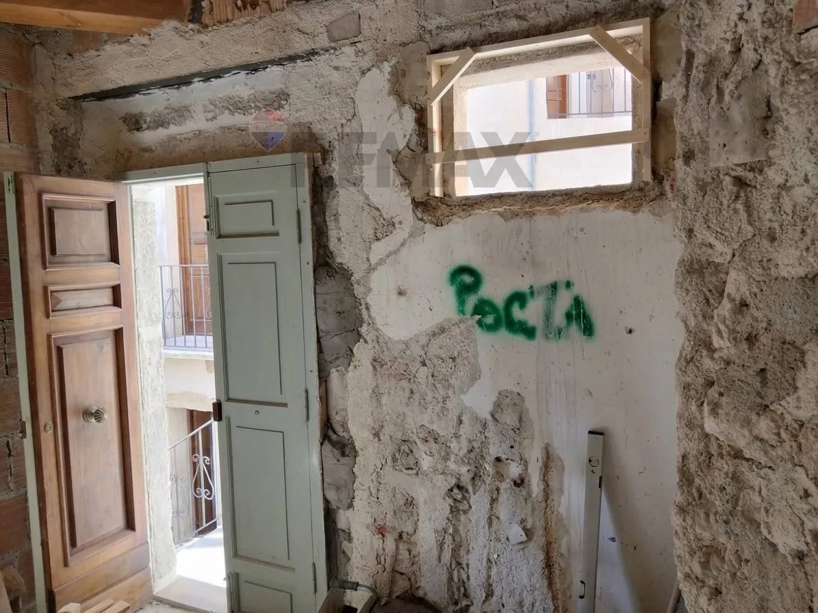 Casa Indipendente in vendita a Prata d'Ansidonia - foto 5