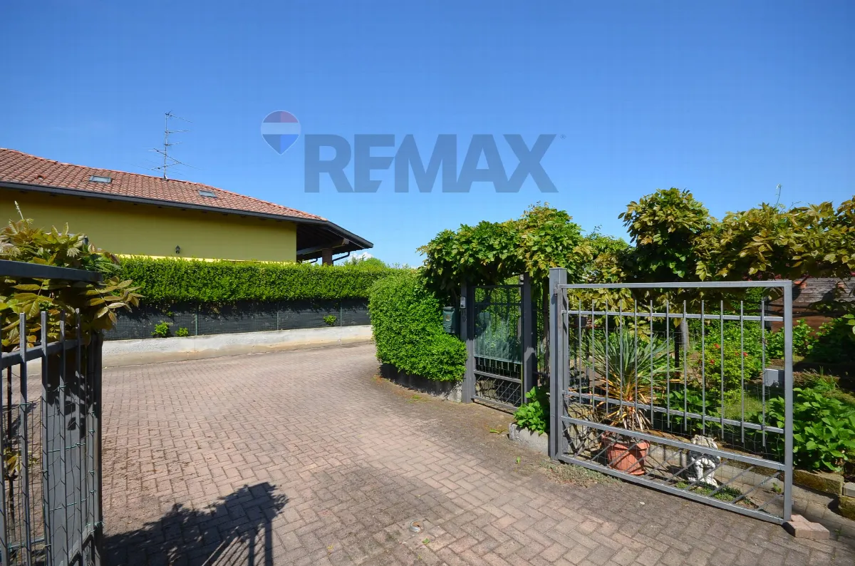 Villa in vendita a Pombia - foto 4