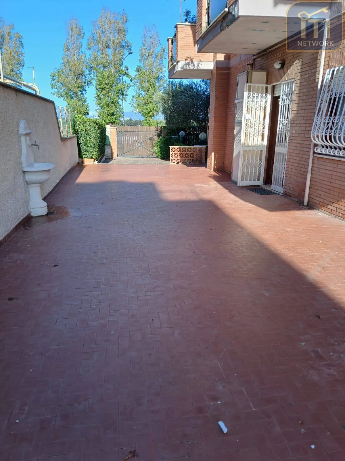 Appartamento in vendita a Pomezia - foto 2