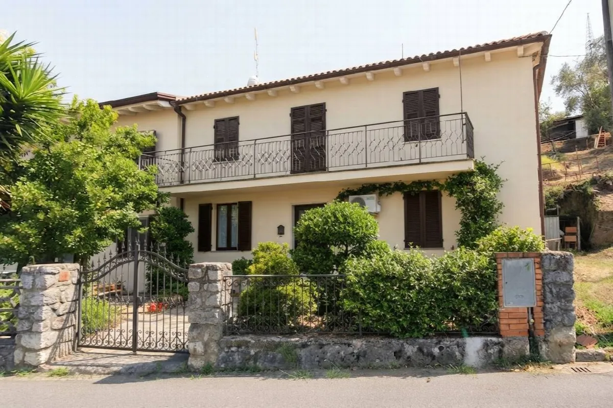 Casa Indipendente in vendita a Massa - foto 2