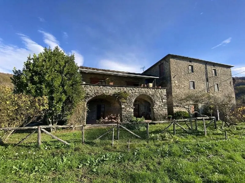 Rustico/Casale in vendita a Filattiera - foto 1