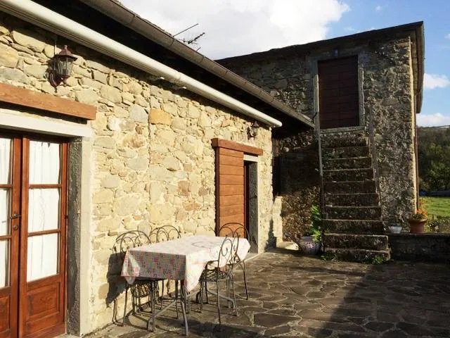 Rustico/Casale in vendita a Filattiera - foto 4