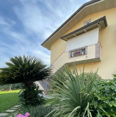 Appartamento in vendita a Massa - foto 2