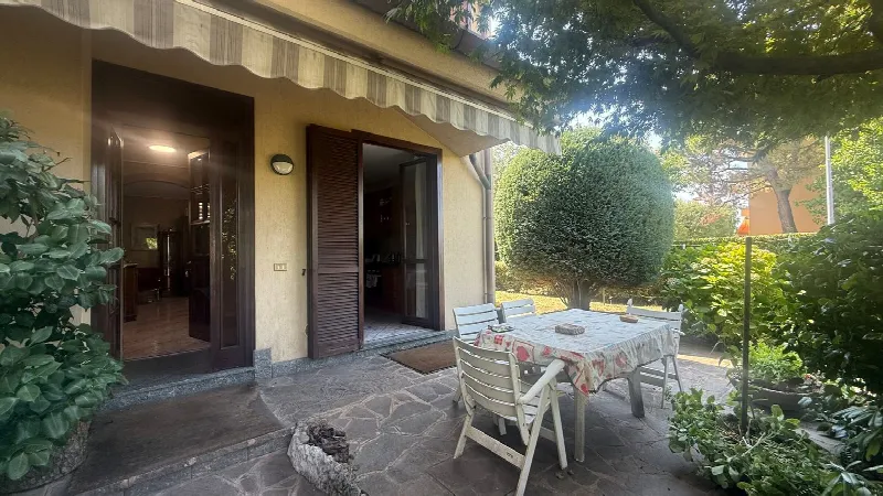 Villa in vendita a Cantù - foto 1