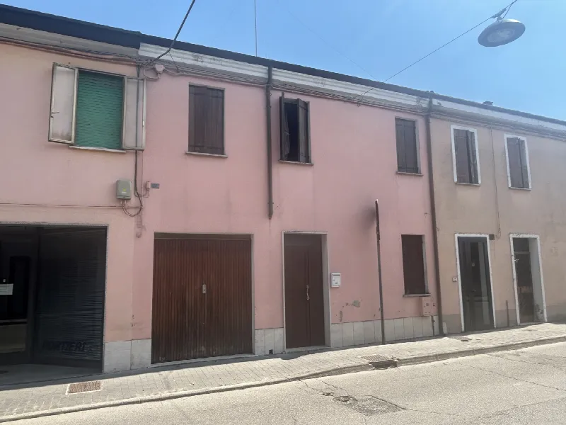 Casa Indipendente in vendita ad Adria - foto 1