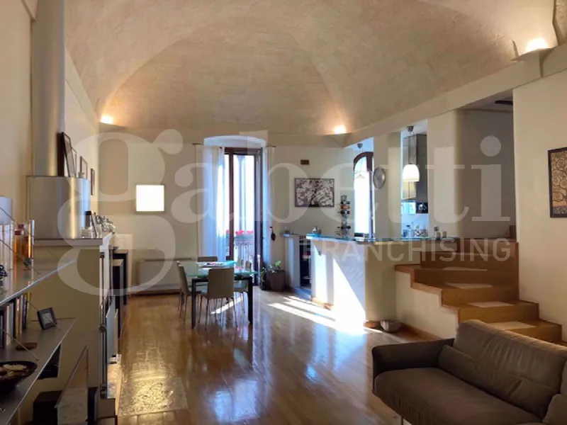 Appartamento in vendita a Brindisi, Centro Storico, Cappuccini, Commenda - foto 1