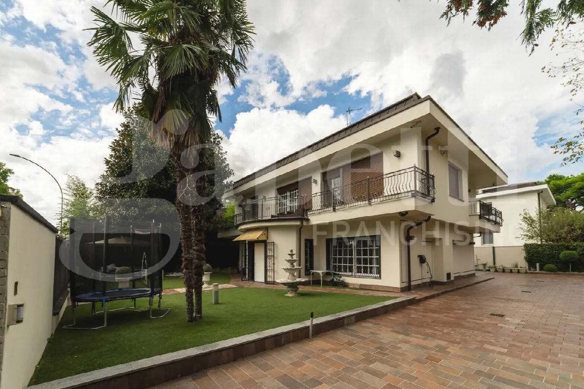 Villa in vendita a Trezzano sul Naviglio - foto 2