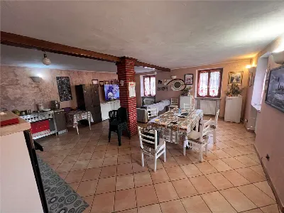 Rustico/Casale in vendita a Monale - foto 9