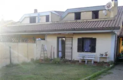 Villetta a schiera in vendita ad Ardea - foto 2