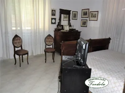 Appartamento in vendita a Carrara, Centro - foto 8