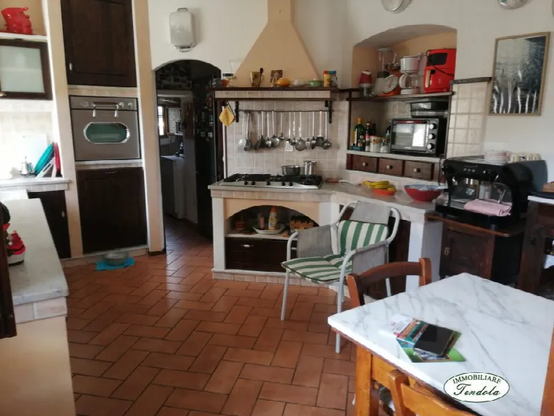 Rustico/Casale in vendita a Sarzana - foto 1