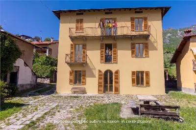 Appartamento a Mandello del Lario
