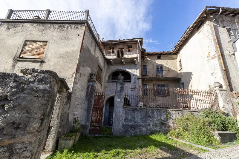 Casa Indipendente in vendita ad Abbadia Lariana - foto 1