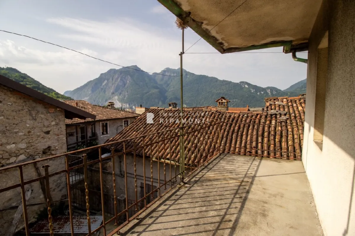 Rustico/Casale in vendita ad Abbadia Lariana - foto 3