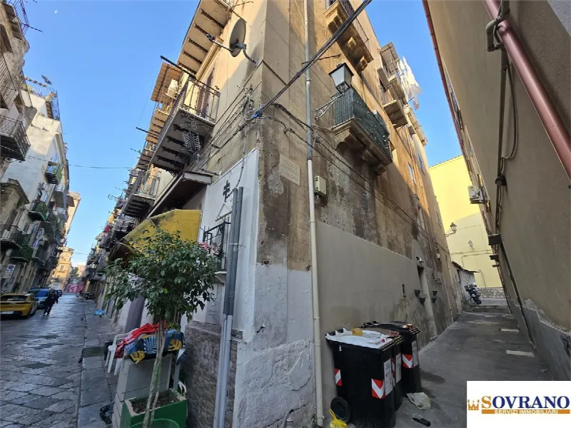 Appartamento in vendita a Palermo, Centro Storico - foto 1