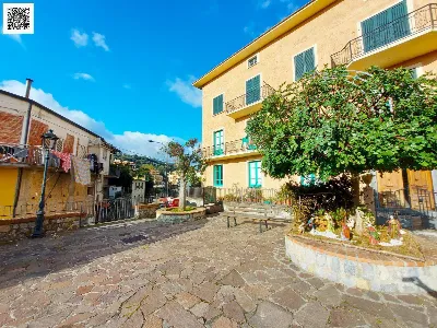 Palazzo/Stabile in vendita a Camerota - foto 2