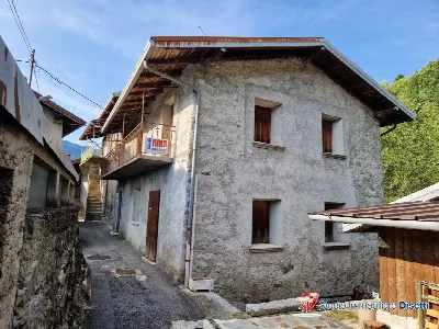 Casa Indipendente a Malonno