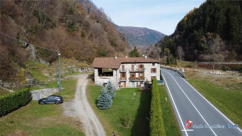 Villa in vendita a Edolo - foto 1