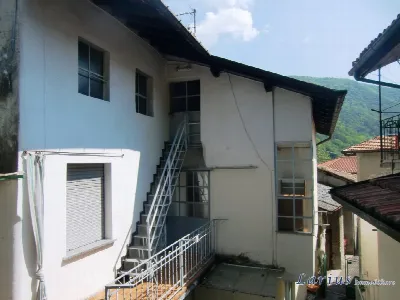 Casa Indipendente a Valbrona