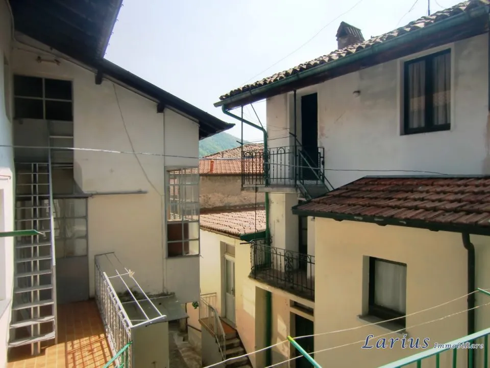 Casa Indipendente in vendita a Valbrona - foto 2